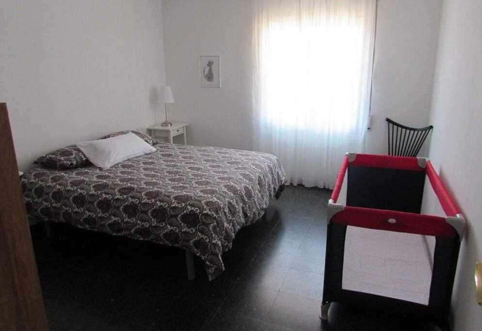 Apartamento Con Increibles Vistas Y Terraza ジローナ エクステリア 写真